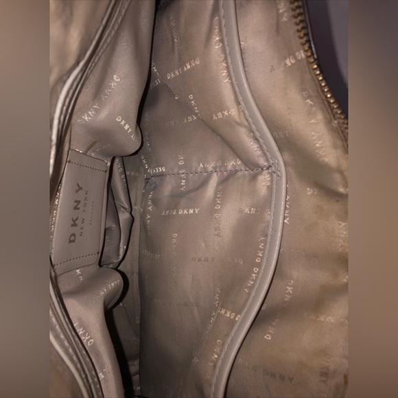 DKNY Donna Karan Leather Purse Logo Pattern W Silver Charm Detachable Authentic - Picture 14 of 16